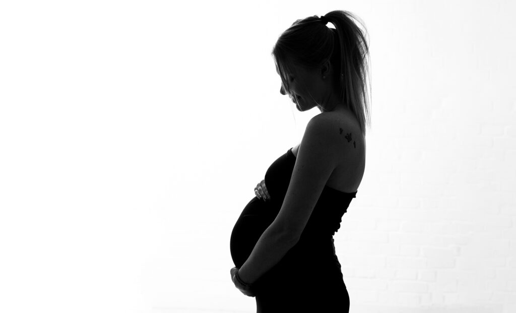 schwangerschafts-foto-fotografie-fotograf-nürnberg-fürth-erlangen-fotostudio-babybauch-100